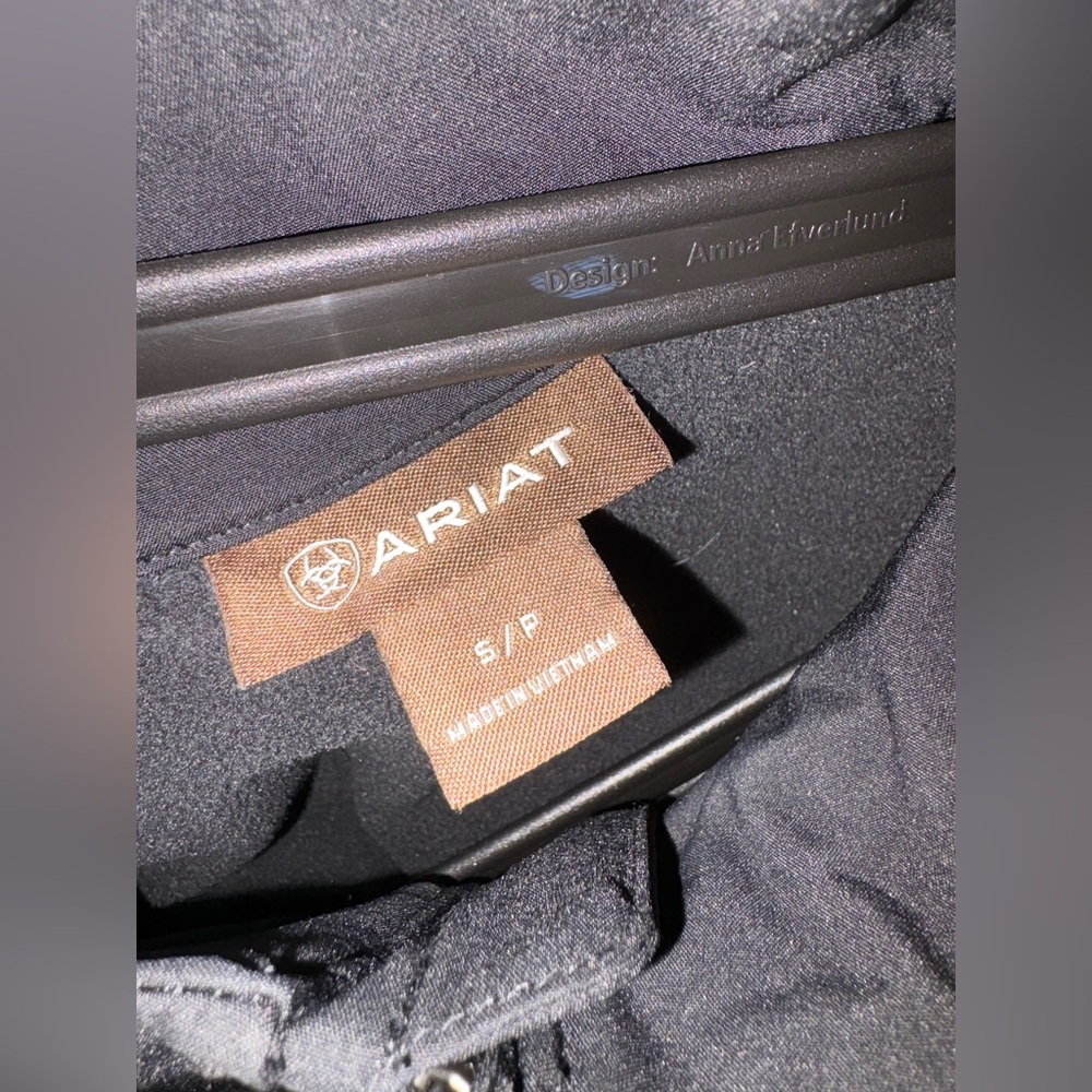 Ariat Softshell Jacket Size Small - image 3